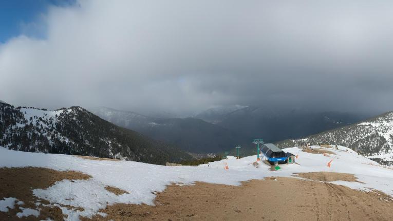 Webcam Espot Esquí: Panoramica 2400m