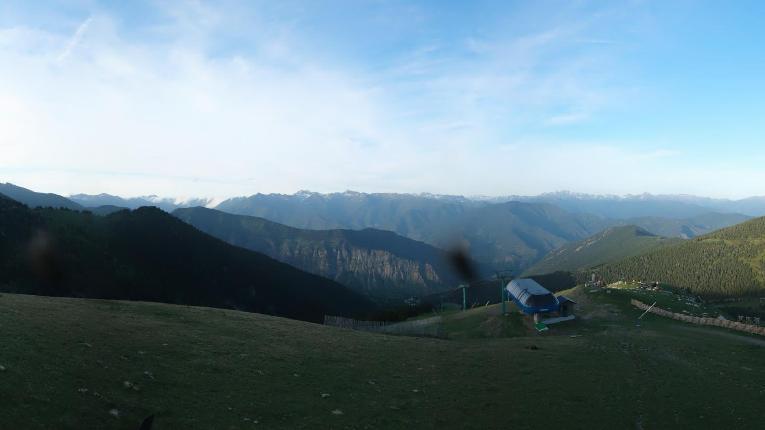 Webcam Espot Esquí: Panoramica 2400m