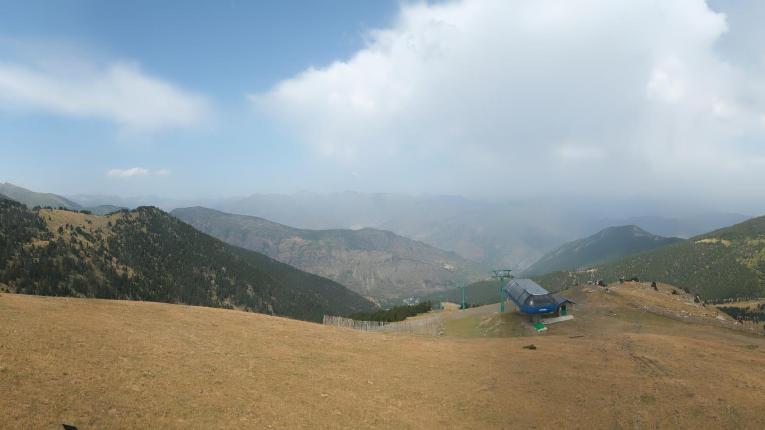 Webcam Espot Esquí: Panoramica 2400m