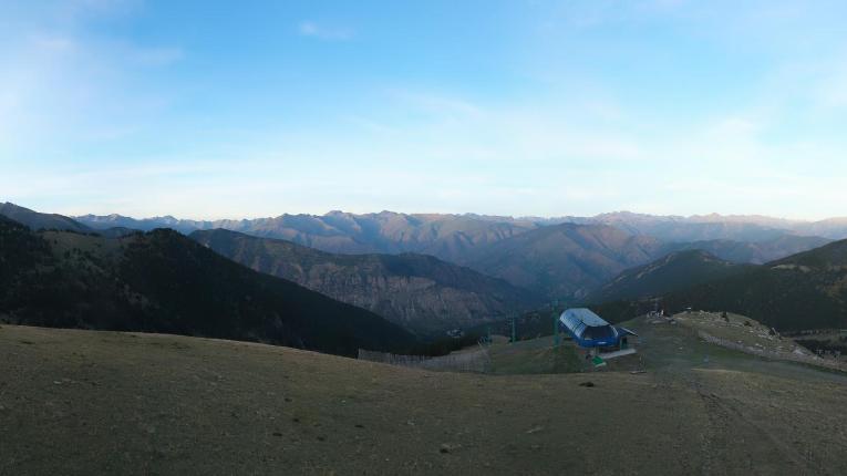 Webcam Espot Esquí: Panoramica 2400m
