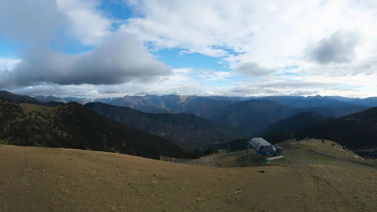 Webcam Espot Esquí: Panoramica 2400m