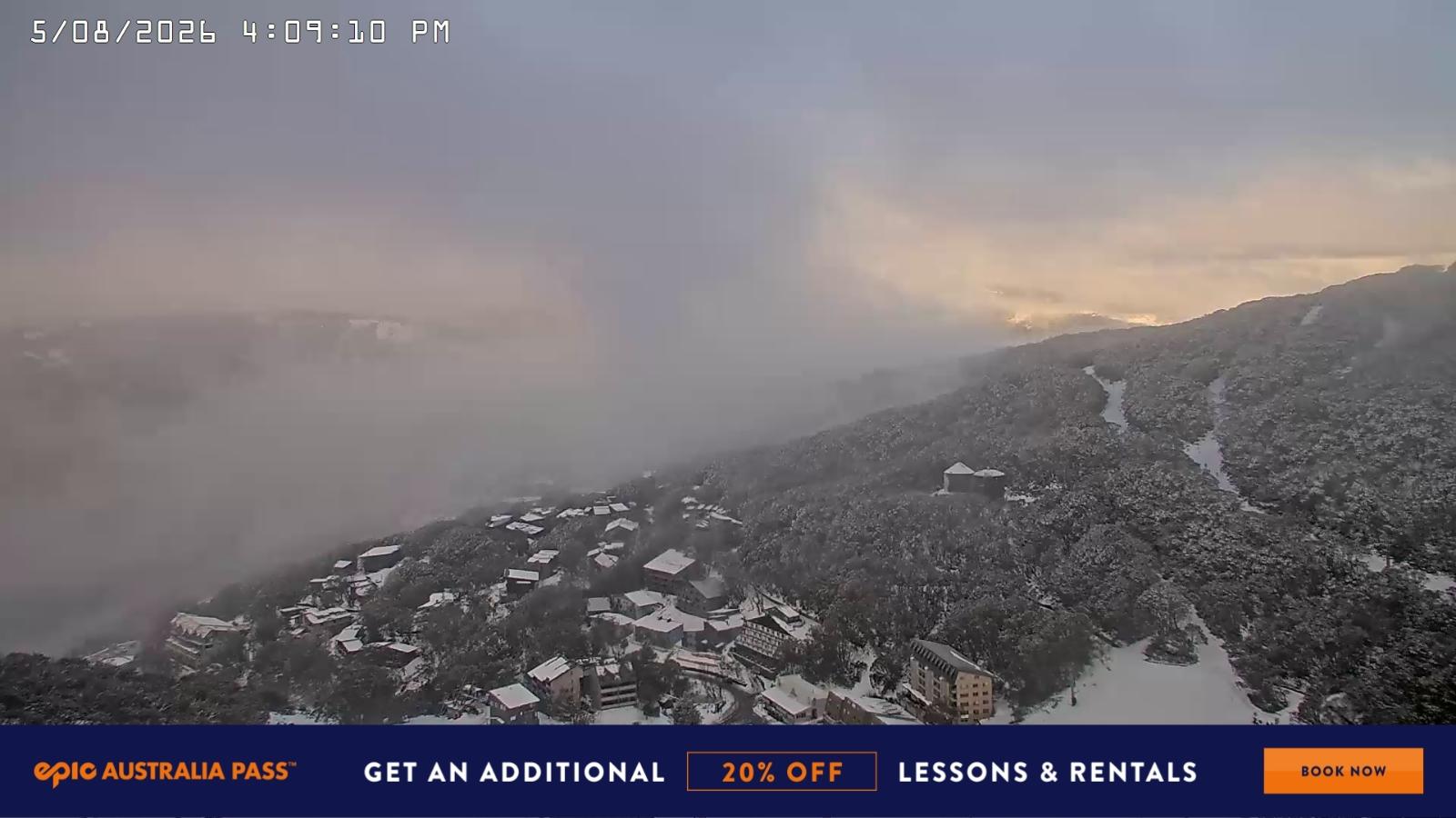 Webcam Falls Creek: Village