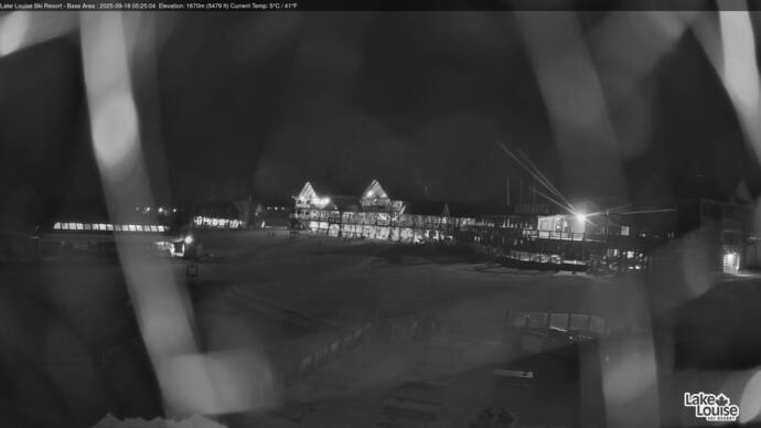 Webcam Fernie: Lodge of Ten Peaks