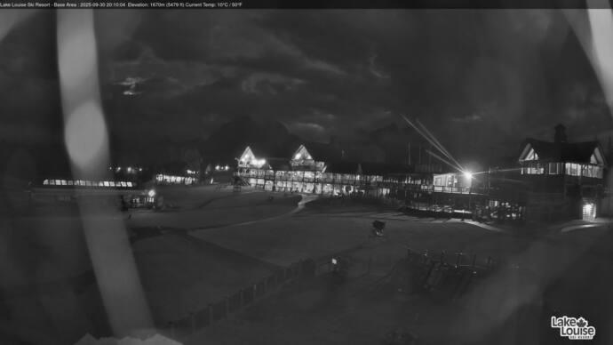 Webcam Fernie: Lodge of Ten Peaks
