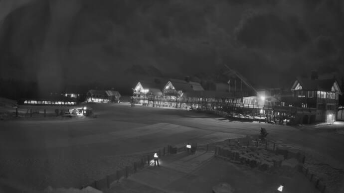 Webcam Fernie: Lodge of Ten Peaks