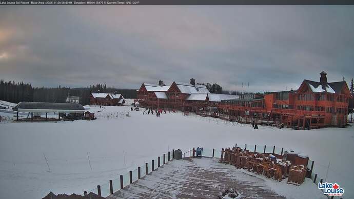 Webcam Fernie: Lodge of Ten Peaks