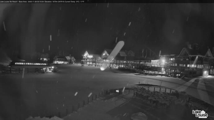 Webcam Fernie: Lodge of Ten Peaks