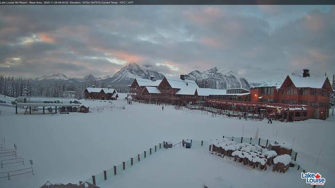 Webcam Fernie: Lodge of Ten Peaks
