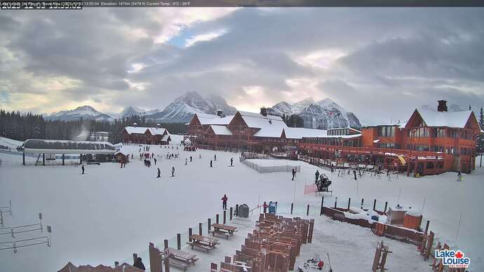 Webcam Fernie: Lodge of Ten Peaks
