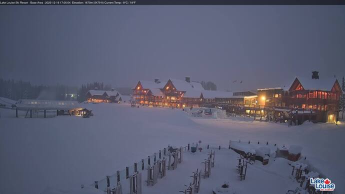 Webcam Fernie: Lodge of Ten Peaks