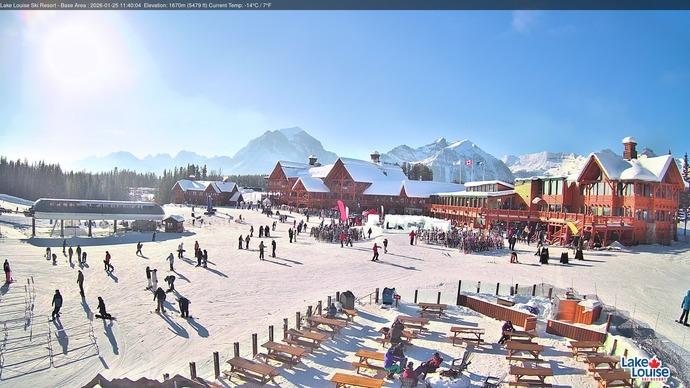 Webcam Fernie: Lodge of Ten Peaks