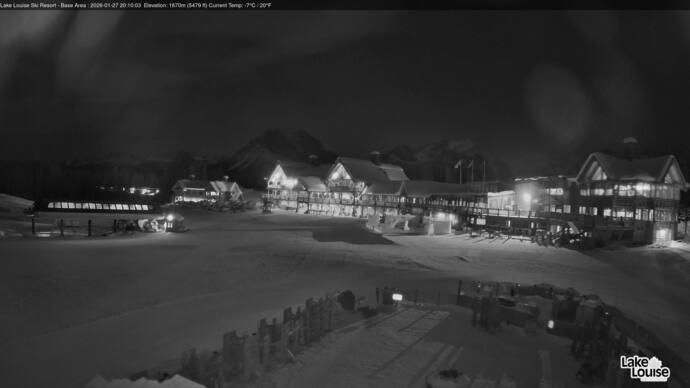 Webcam Fernie: Lodge of Ten Peaks