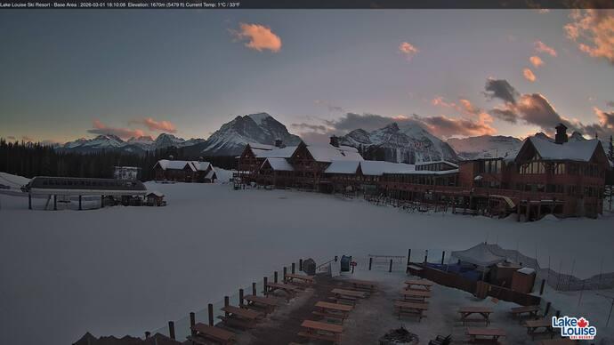 Webcam Fernie: Lodge of Ten Peaks