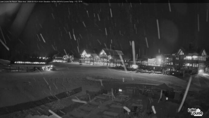 Webcam Fernie: Lodge of Ten Peaks