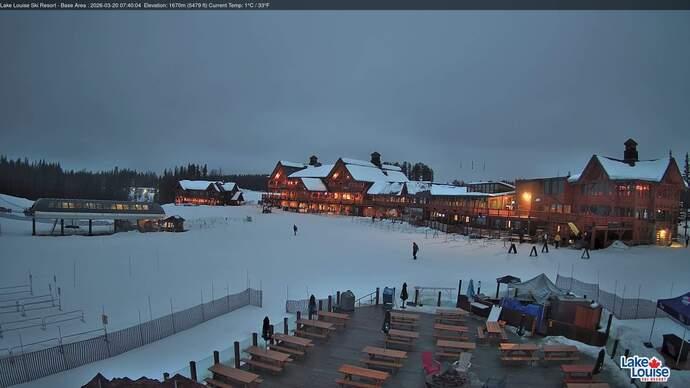 Webcam Fernie: Lodge of Ten Peaks