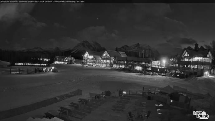 Webcam Fernie: Lodge of Ten Peaks