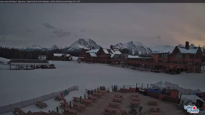 Webcam Fernie: Lodge of Ten Peaks
