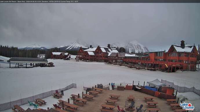 Webcam Fernie: Lodge of Ten Peaks