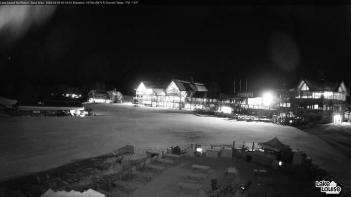 Webcam Fernie: Lodge of Ten Peaks