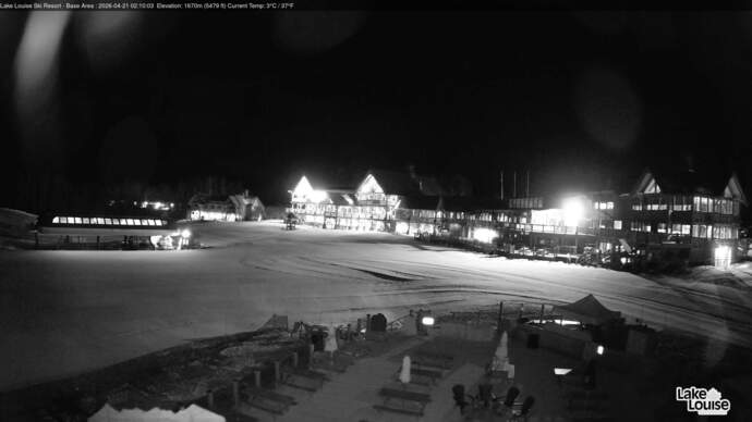 Webcam Fernie: Lodge of Ten Peaks