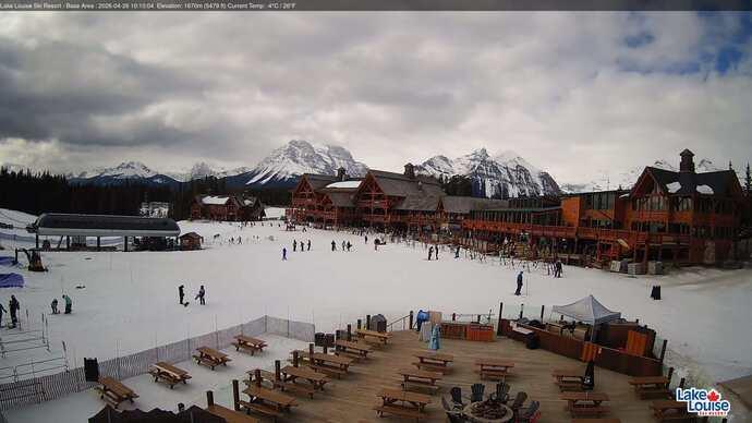 Webcam Fernie: Lodge of Ten Peaks
