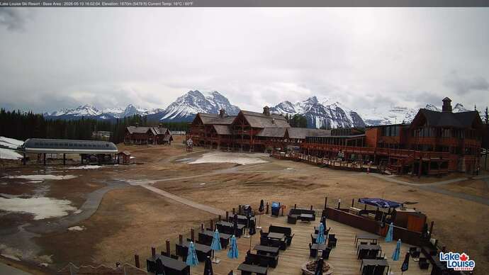 Webcam Fernie: Lodge of Ten Peaks