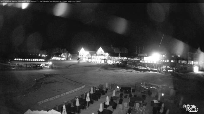 Webcam Fernie: Lodge of Ten Peaks