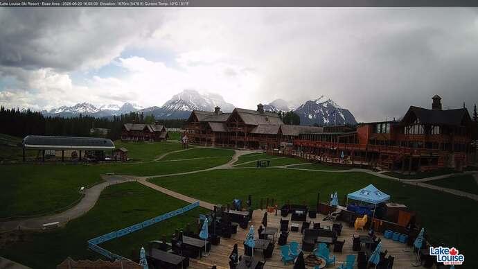 Webcam Fernie: Lodge of Ten Peaks