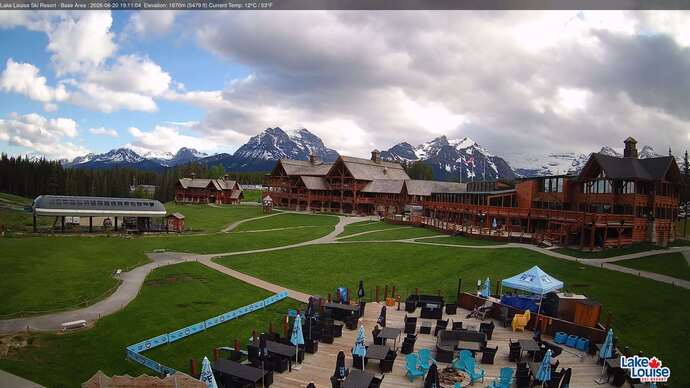 Webcam Fernie: Lodge of Ten Peaks