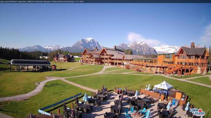 Webcam Fernie: Lodge of Ten Peaks