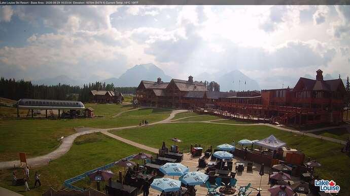 Webcam Fernie: Lodge of Ten Peaks