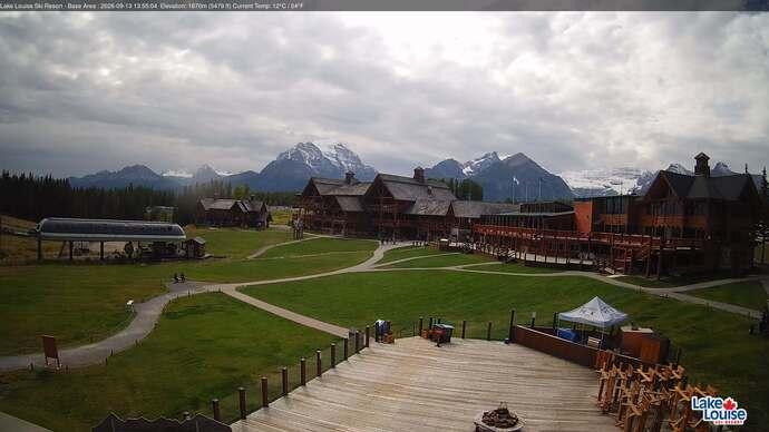 Webcam Fernie: Lodge of Ten Peaks