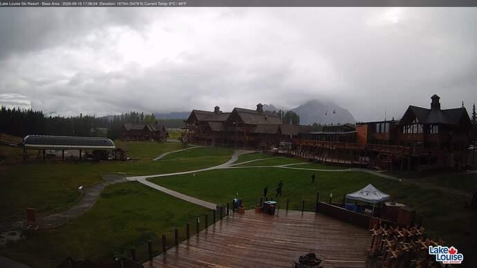 Webcam Fernie: Lodge of Ten Peaks