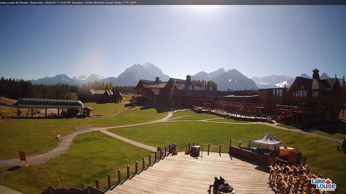 Webcam Fernie: Lodge of Ten Peaks
