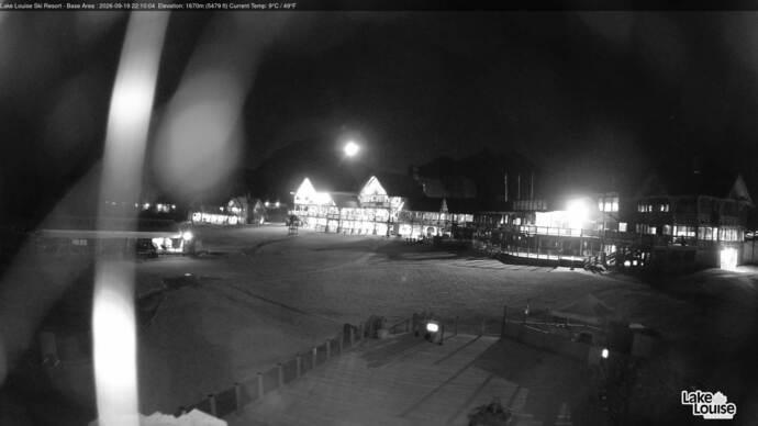 Webcam Fernie: Lodge of Ten Peaks