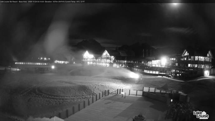 Webcam Fernie: Lodge of Ten Peaks