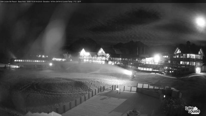 Webcam Fernie: Lodge of Ten Peaks