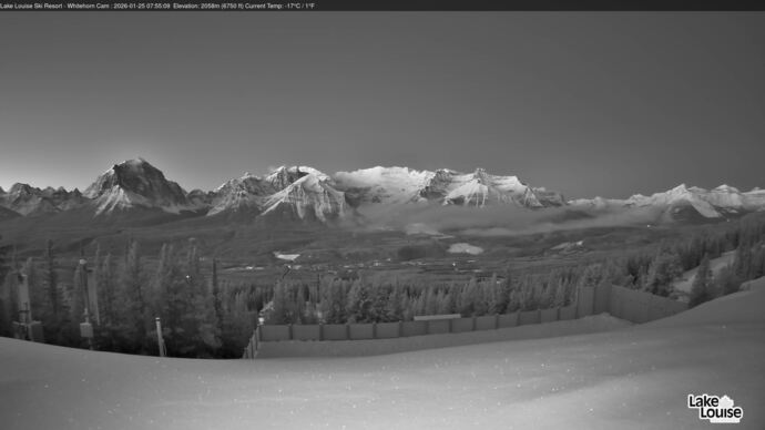 Webcam Fernie: Whitehorn Bistro Patio