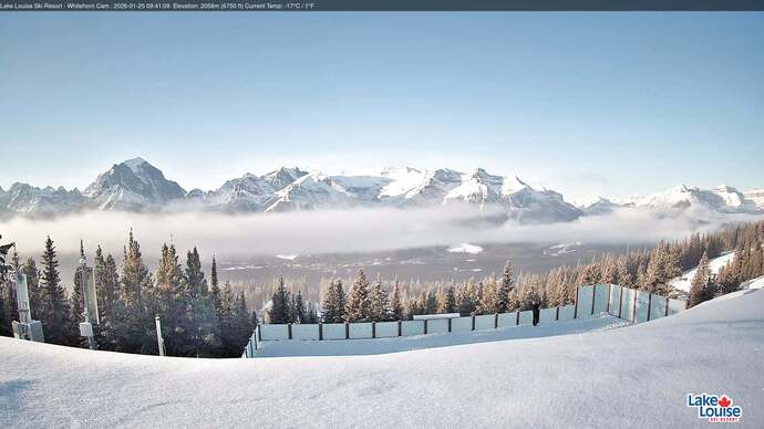 Webcam Fernie: Whitehorn Bistro Patio