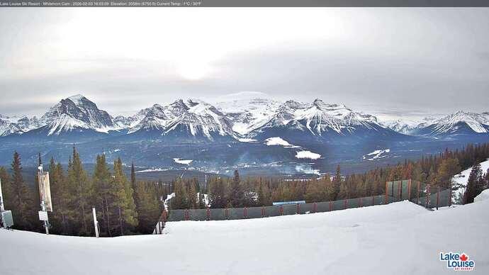 Webcam Fernie: Whitehorn Bistro Patio