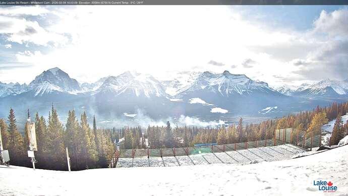 Webcam Fernie: Whitehorn Bistro Patio