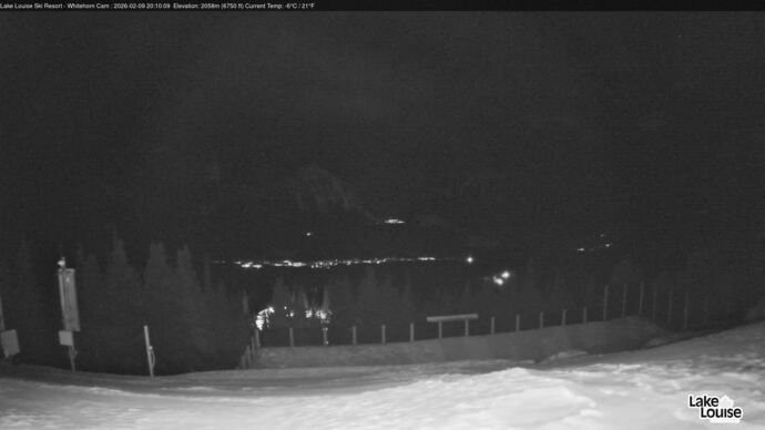 Webcam Fernie: Whitehorn Bistro Patio