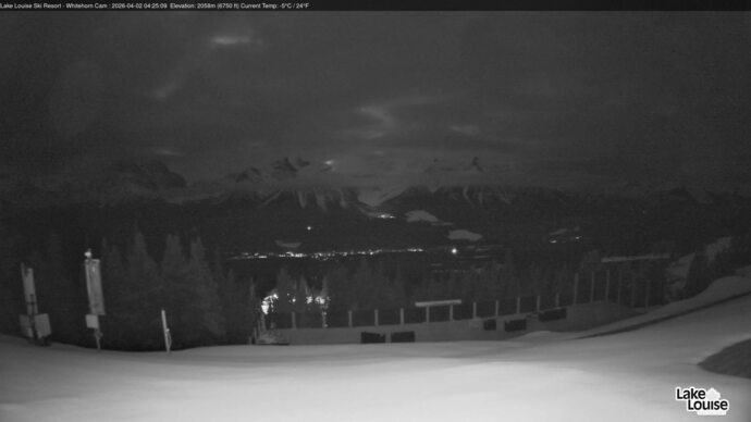 Webcam Fernie: Whitehorn Bistro Patio