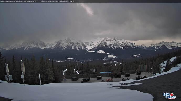Webcam Fernie: Whitehorn Bistro Patio