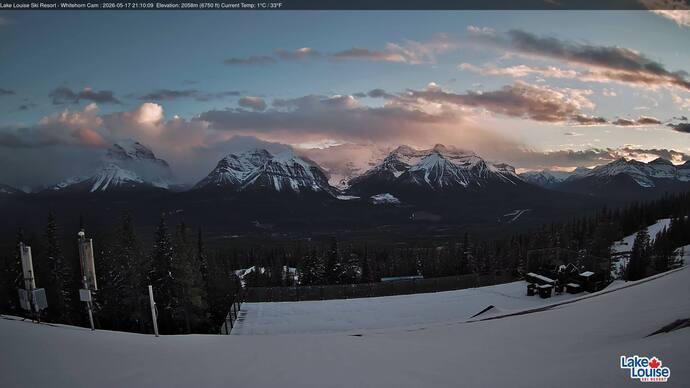 Webcam Fernie: Whitehorn Bistro Patio