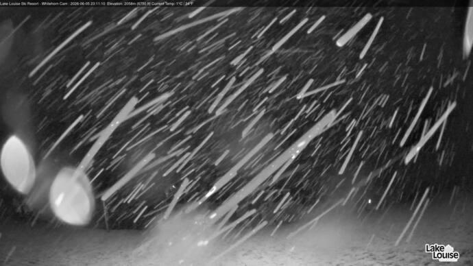 Webcam Fernie: Whitehorn Bistro Patio