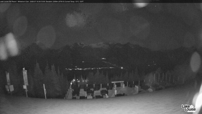 Webcam Fernie: Whitehorn Bistro Patio