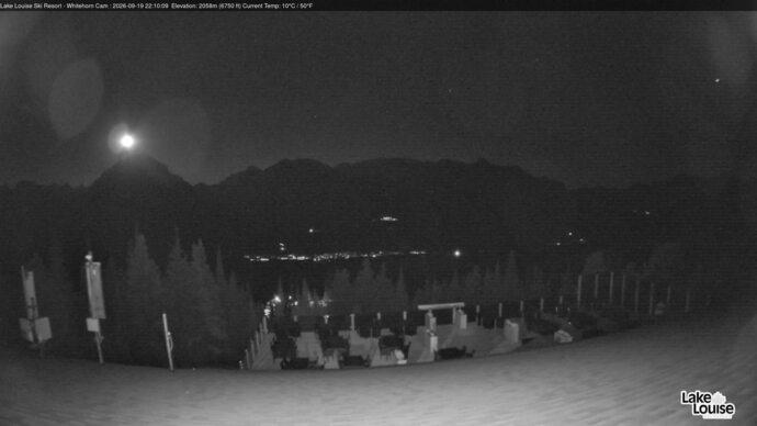 Webcam Fernie: Whitehorn Bistro Patio