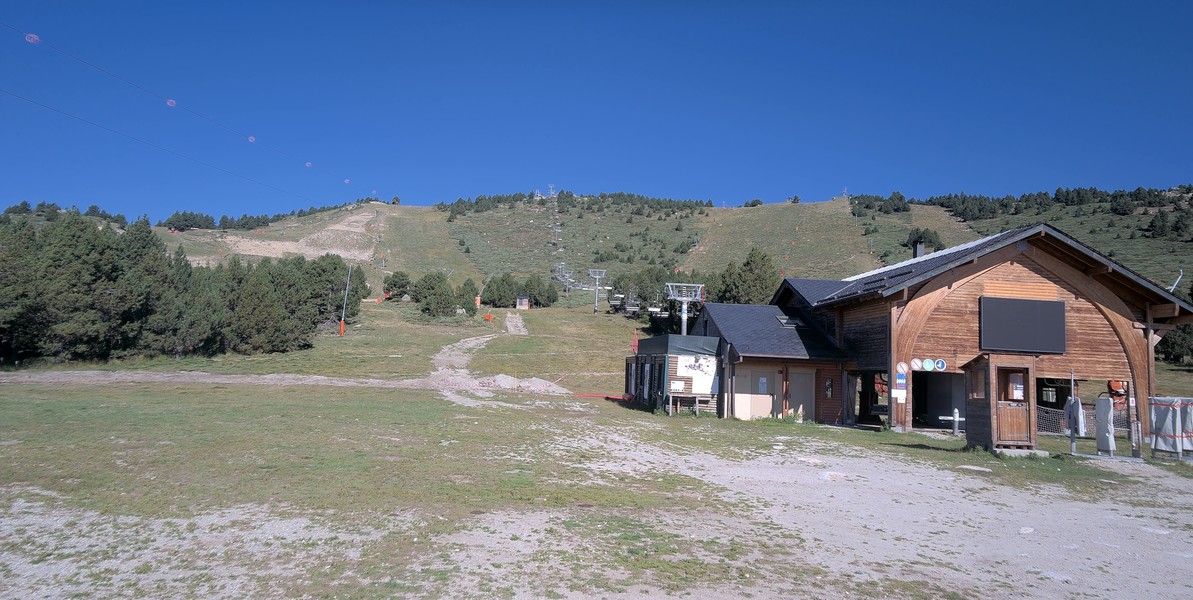 Webcam Font Romeu - Pyrénées 2000: Calme Sud