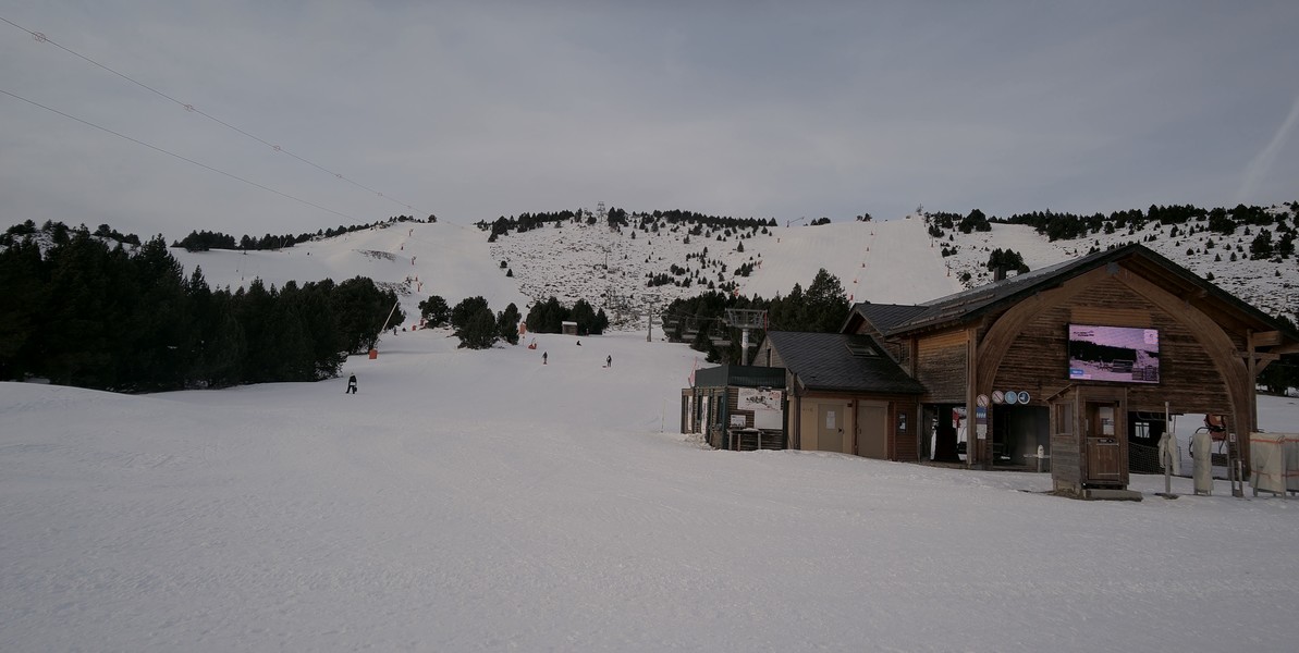 Webcam Font Romeu - Pyrénées 2000: Calme Sud